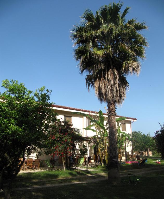 Agriturismo Torre Del Golfo Cropani Esterno foto