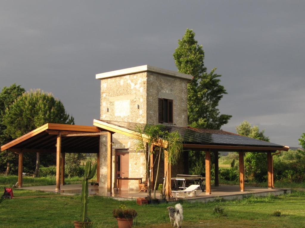 Agriturismo Torre Del Golfo Cropani Esterno foto