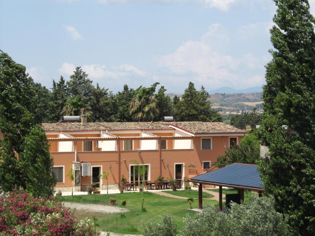 Agriturismo Torre Del Golfo Cropani Esterno foto